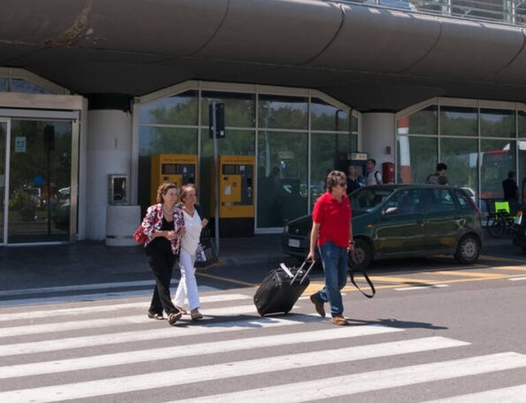 voyageurs navette Senegal